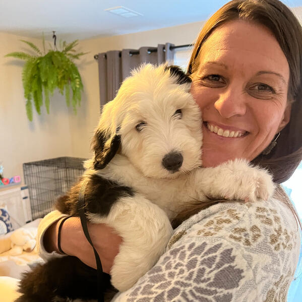 Photo of Beth Stiner with dog